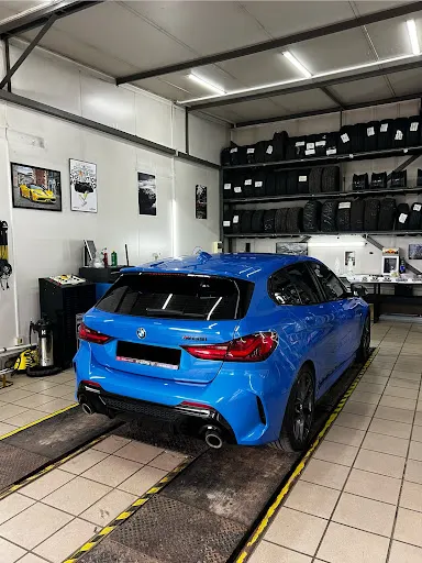 Golden Garage - Auto Detailing